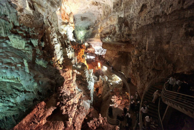 Jeita Grotto
